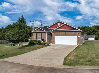 601 Sheyes Cir, Columbia, TN 38401