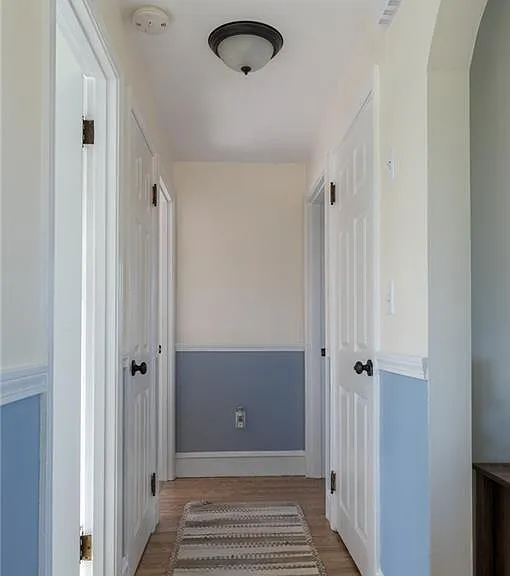 95 Douglas Ave — Photo 10