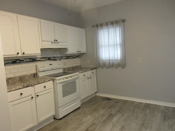 (undisclosed Address), South Whitley, IN 46787