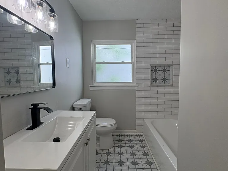 1037 Keystone Dr — Photo 8