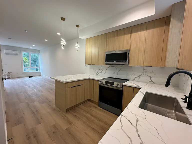 4318 SW Holly St — Photo 13