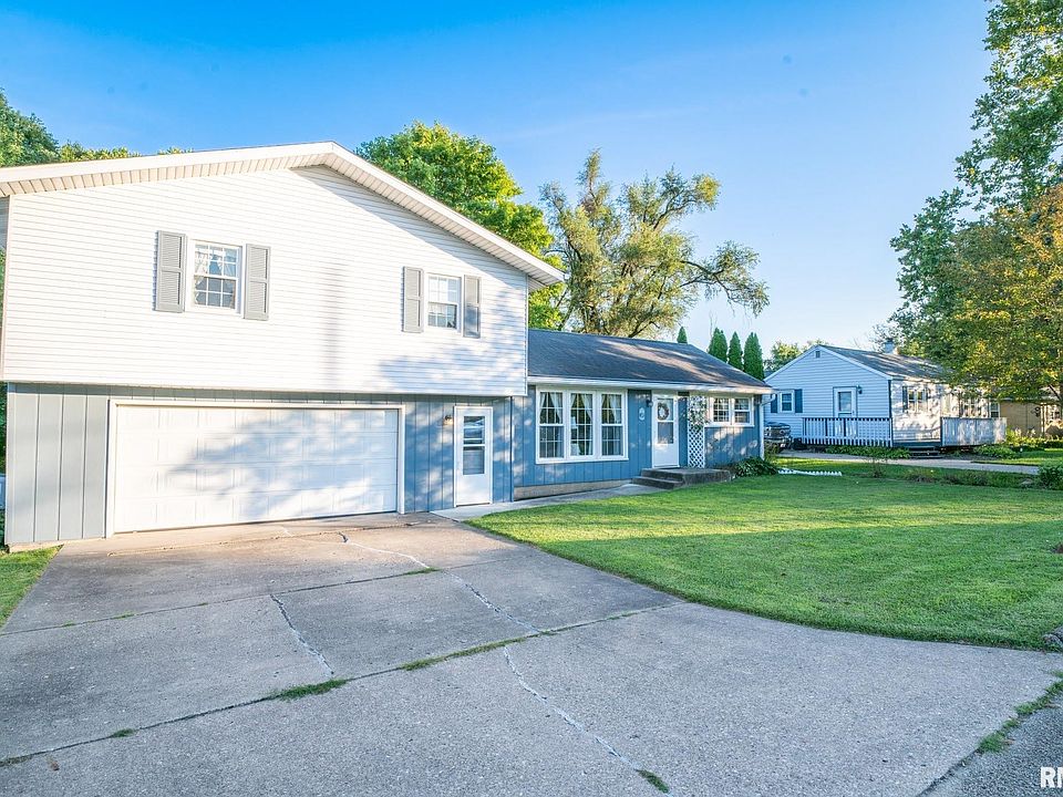 126 Carroll St, East Peoria, IL 61611 Zillow