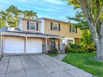 96 Hudson Avenue, Brentwood, NY, 11717