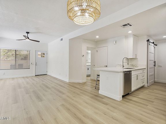 2nd image of 2035 S ELM Street #126