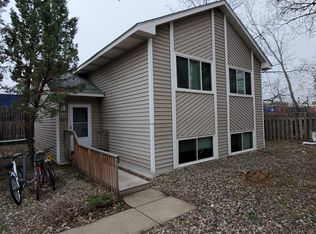 912 9th Ave SE #912, Minneapolis, MN 55414