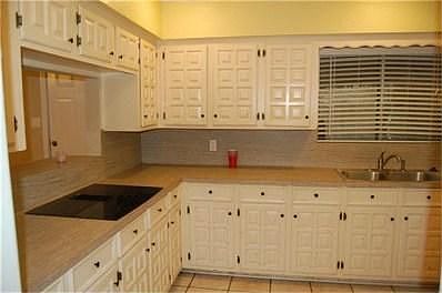 3rd image of 6215 Lonesome Bayou Ln