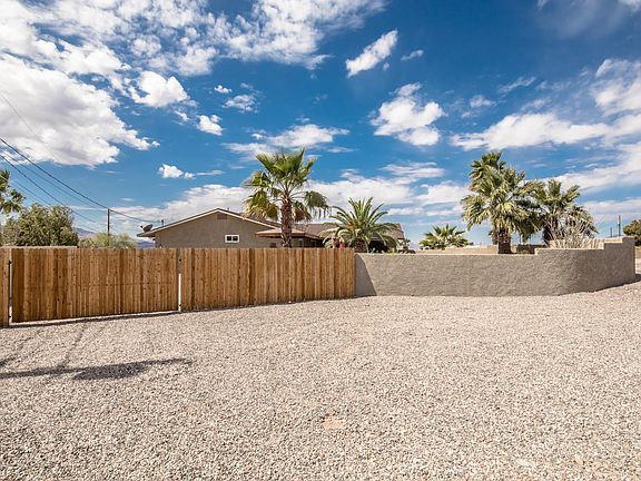 3rd image of 3234 Silver Bell Dr