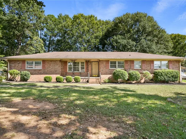 209 Loblolly Dr, Anderson, SC 29625