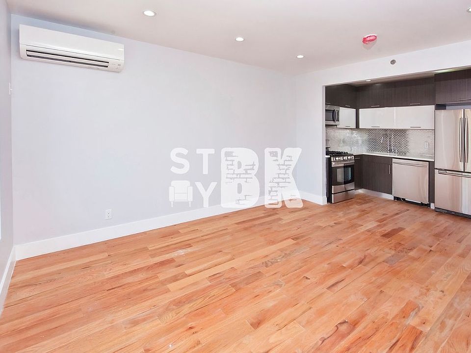 1st image of 670 Halsey St APT 3B