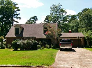 161 Mapleview Rd, West Point, MS 39773