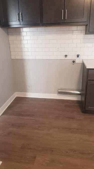 Washer & Dryer Hookups
