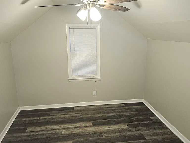 3713 Gratiot Ave — Photo 23
