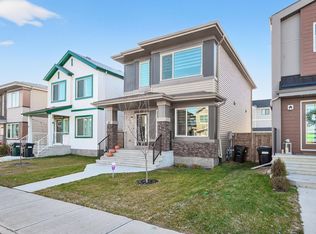 7 Emerald Way E, Spruce Grove, AB T7X 2Y4