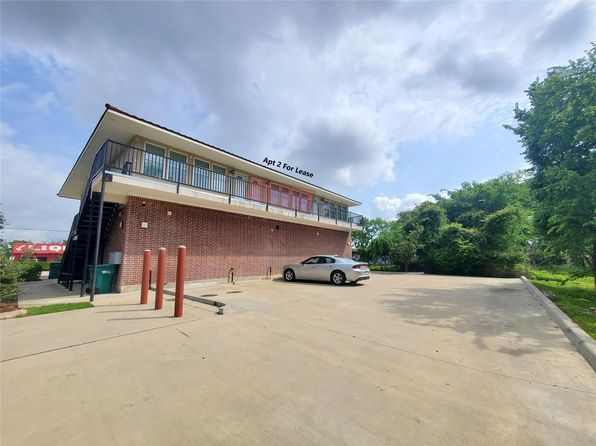 501 E Davis St APT 2