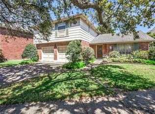 5029 Tartan Dr, Metairie, LA 70003