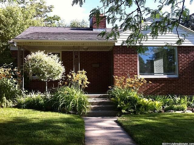 1st image of 2478 E Elm Ave