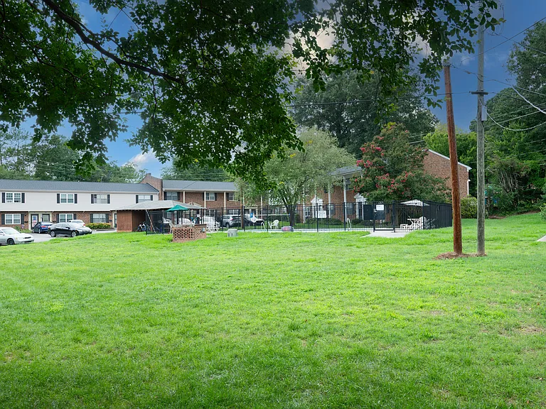 1002 Willow Dr #60 — Photo 26