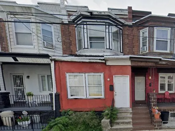 1738 S Frazier St, Philadelphia, PA 19143