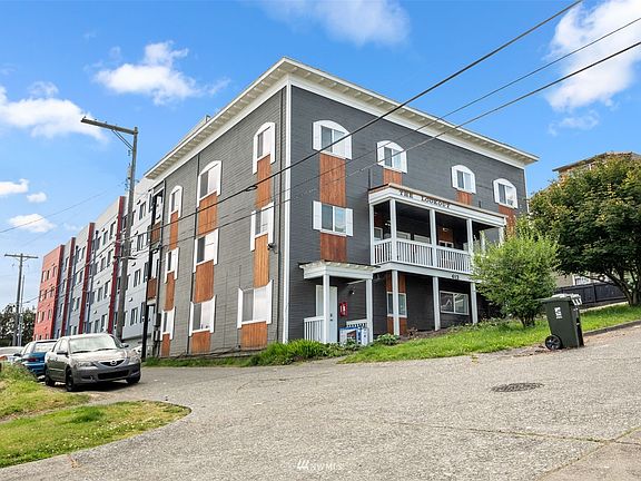 3rd image of 612 S 18th St