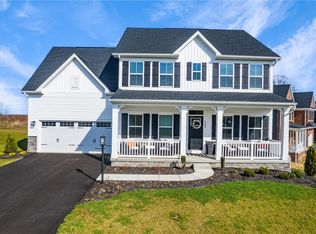 6289 Antonio Dr, North Huntingdon, PA 15642