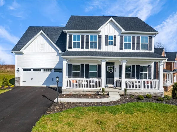 6289 Antonio Dr, Irwin, PA 15642