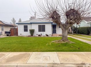 12 Wetherley Dr, Bakersfield, CA 93309