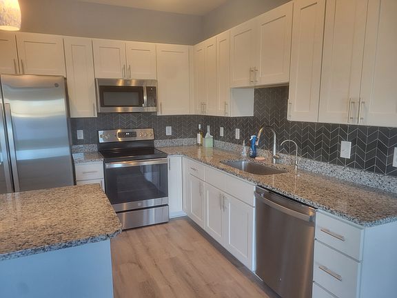2nd image of 131 Pasture Ln