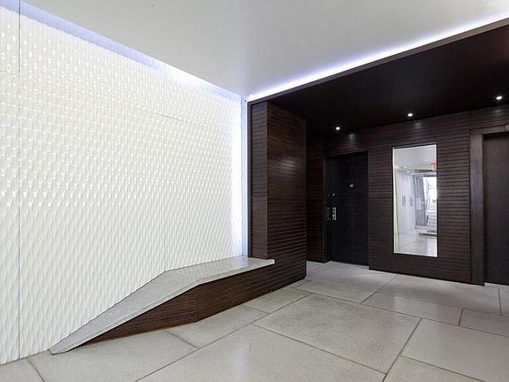 4th image of 250 W 15th St APT 1G
