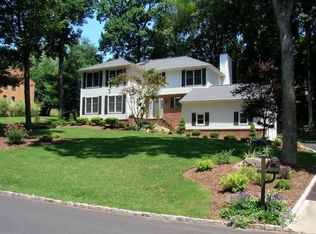 24 Fords Rd, Randolph, NJ 07869