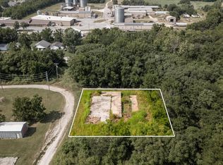 204 N Blake St, Stockton, MO 65785