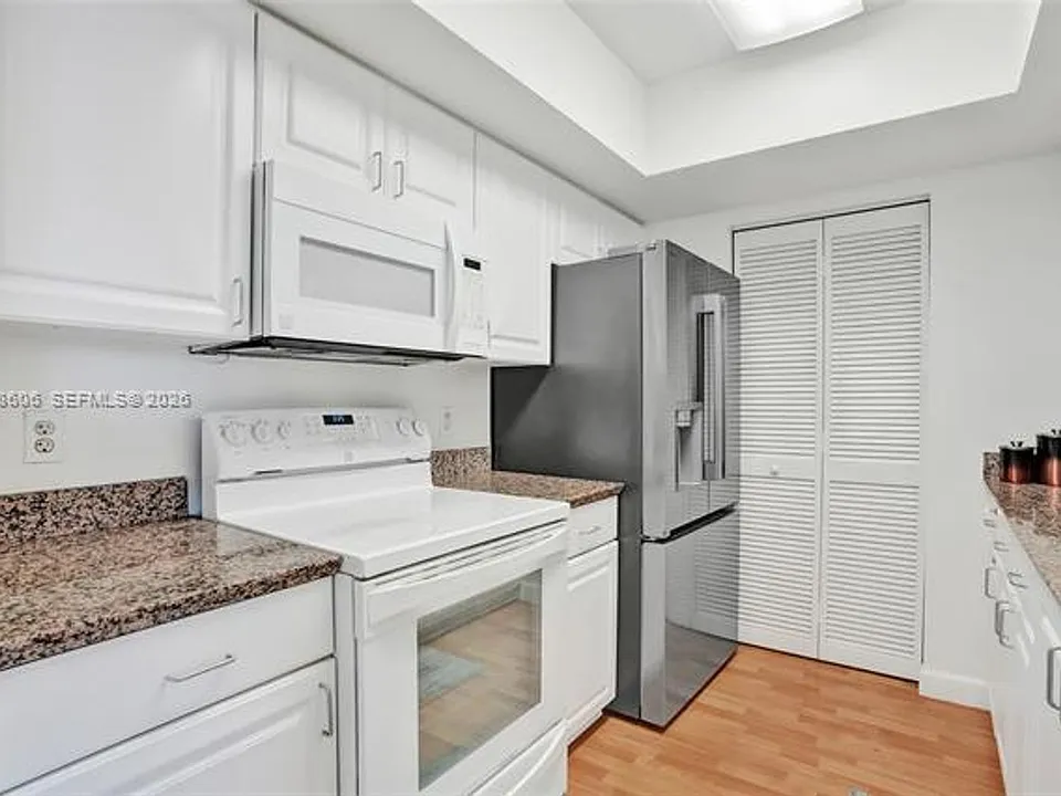 90 Alton Rd #CU-807