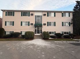 16 Appleton Park, Ipswich, MA