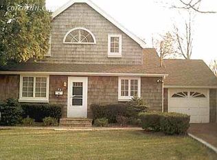 24 Stratton Sq, East Hampton, NY 11937