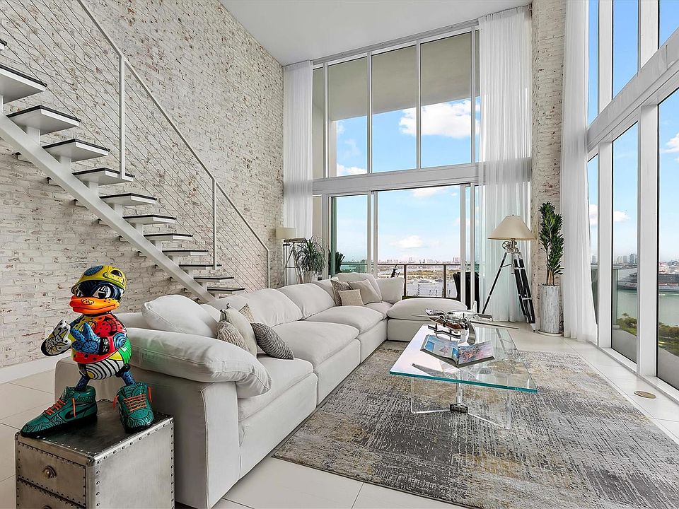1st image of 1040 Biscayne Blvd APT 2101