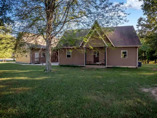 30 Teal Rd, Harrisburg, IL 62946
