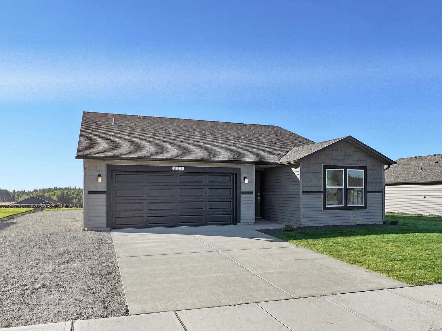3 bed, 1466 sqft, $2,450 — Photo 3