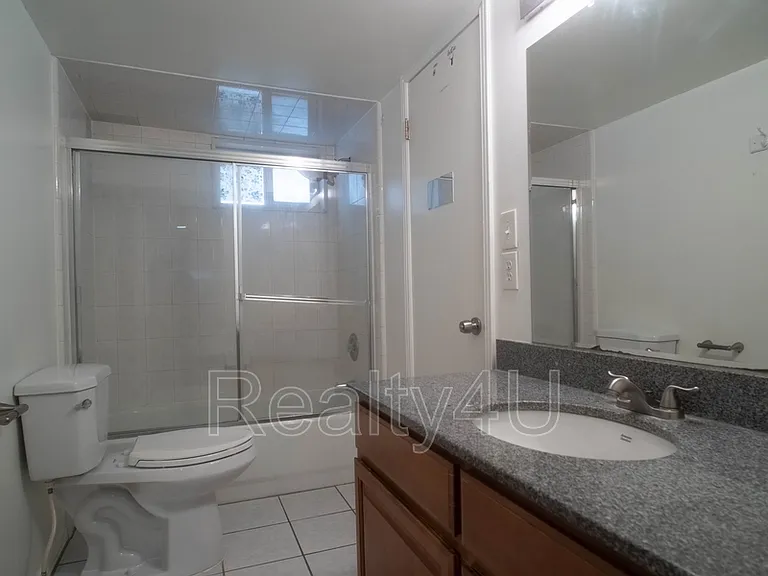 382-400 Southfork Rd — Photo 8
