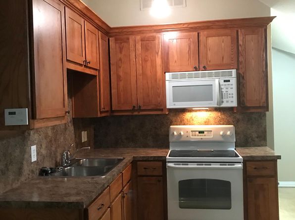 2305 Birchbrook Ct APT 102
