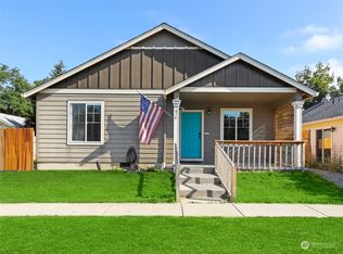 616 NE 2nd St, Battle Ground, WA 98604