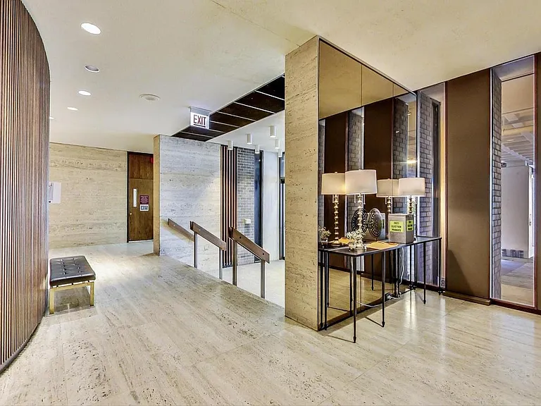 6033 N Sheridan Rd #14D — Photo 34