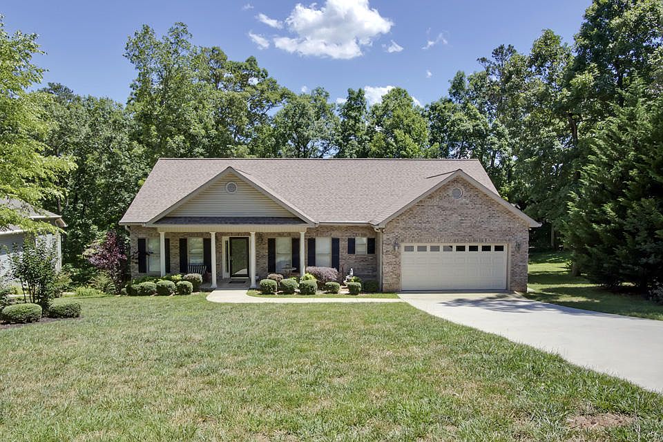 1st image of 304 Tahlequah Dr