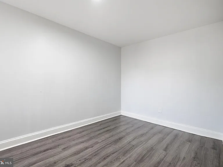 1406 S Allison St — Photo 24