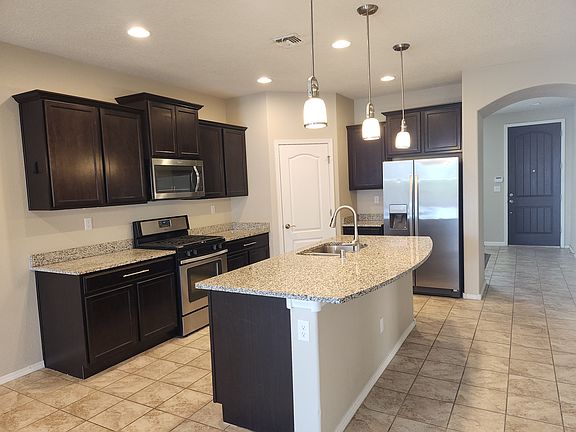3rd image of 144 La Cuesta Ct NE