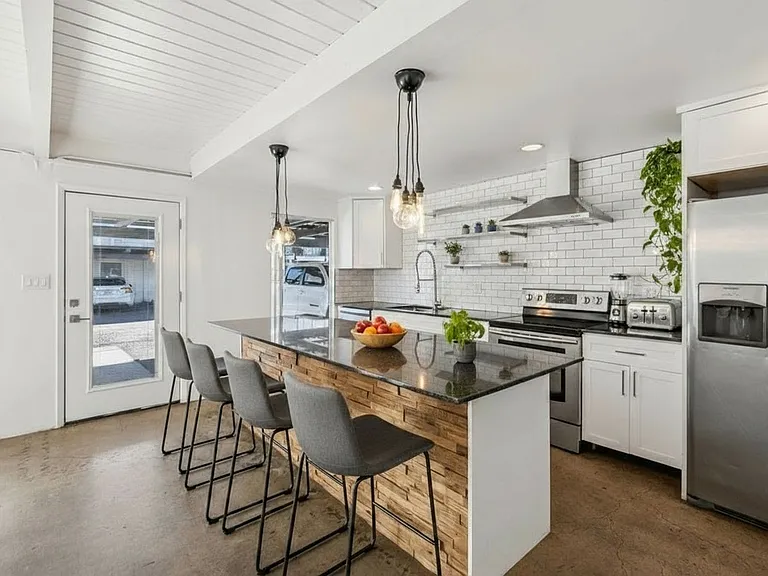Mulberry Townhomes — Photo 3