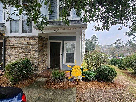 3rd image of 2172 Del Carmel Way