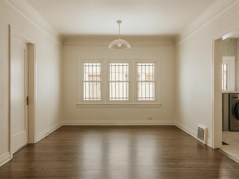 2640 S Bronson Ave #2640 — Photo 9
