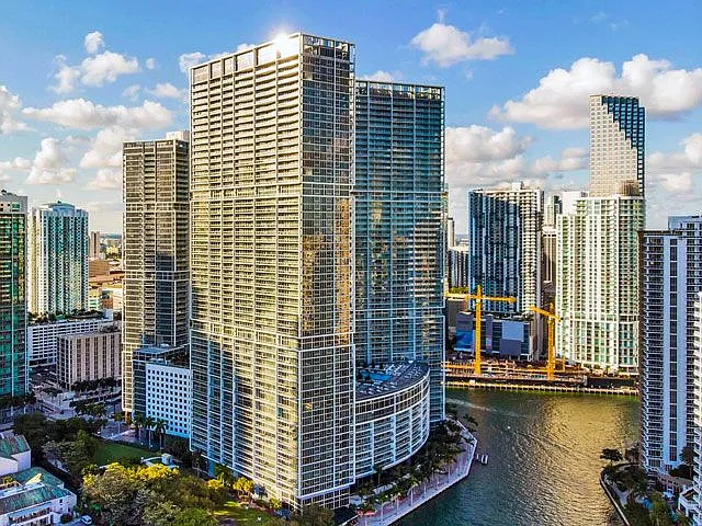 1 bed, 930 sqft, $3,200 — Photo 4