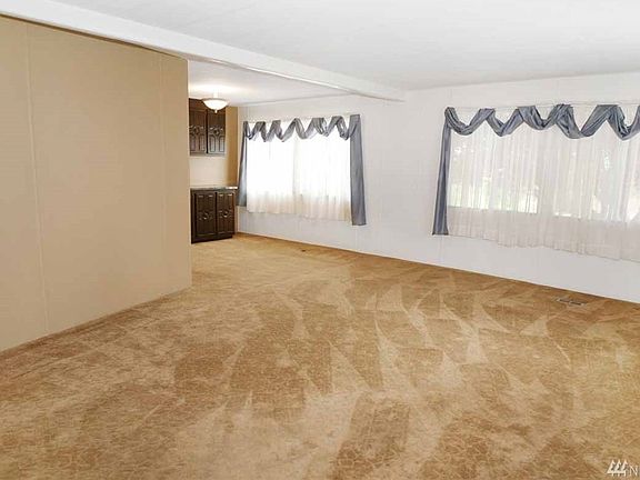 3rd image of 16300 State Highway 305 NE Unit 32