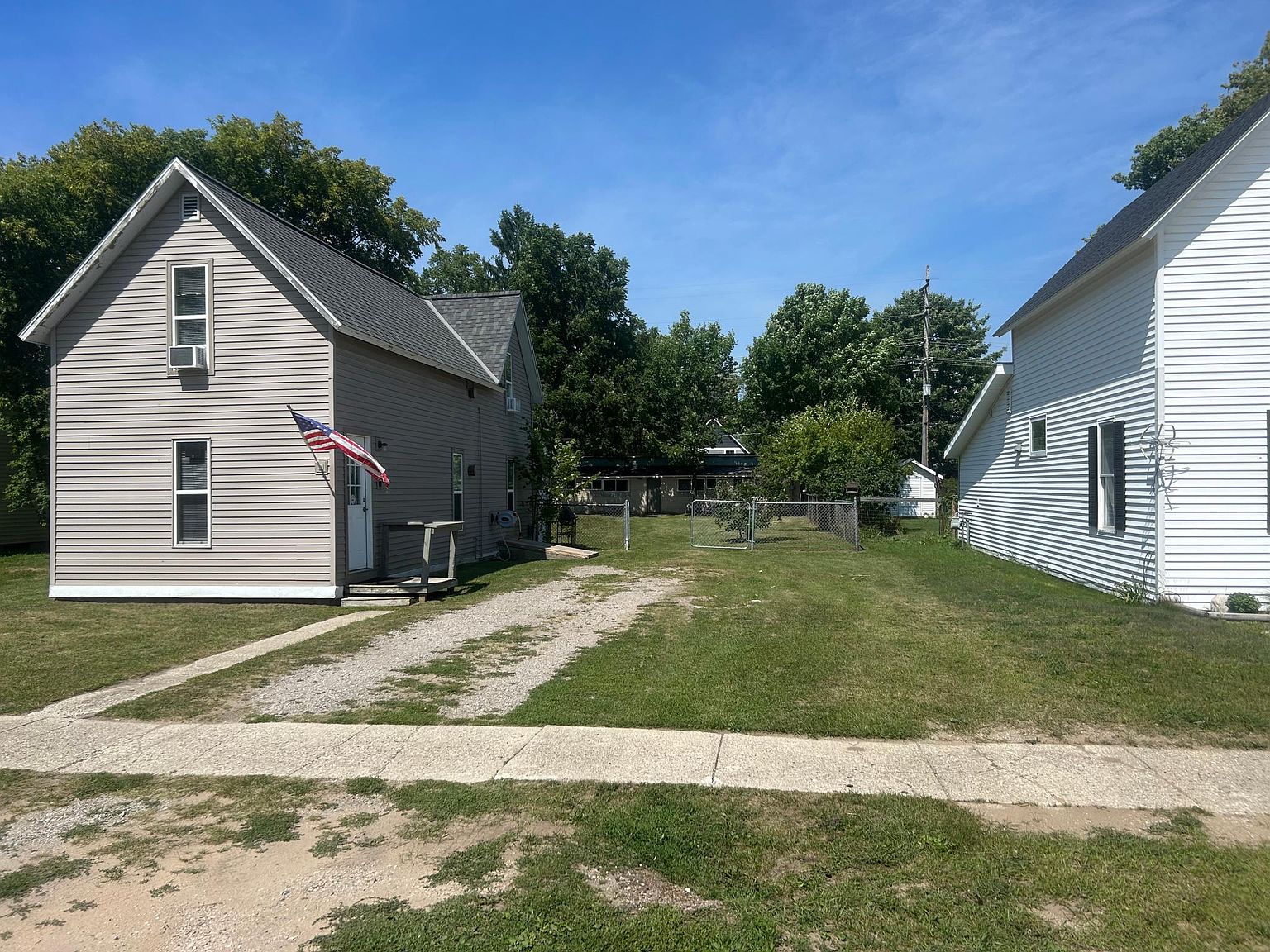 6533 Mill St, Pellston, MI 49769 Zillow