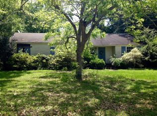 5236 Beardslee St, Moss Point, MS 39563